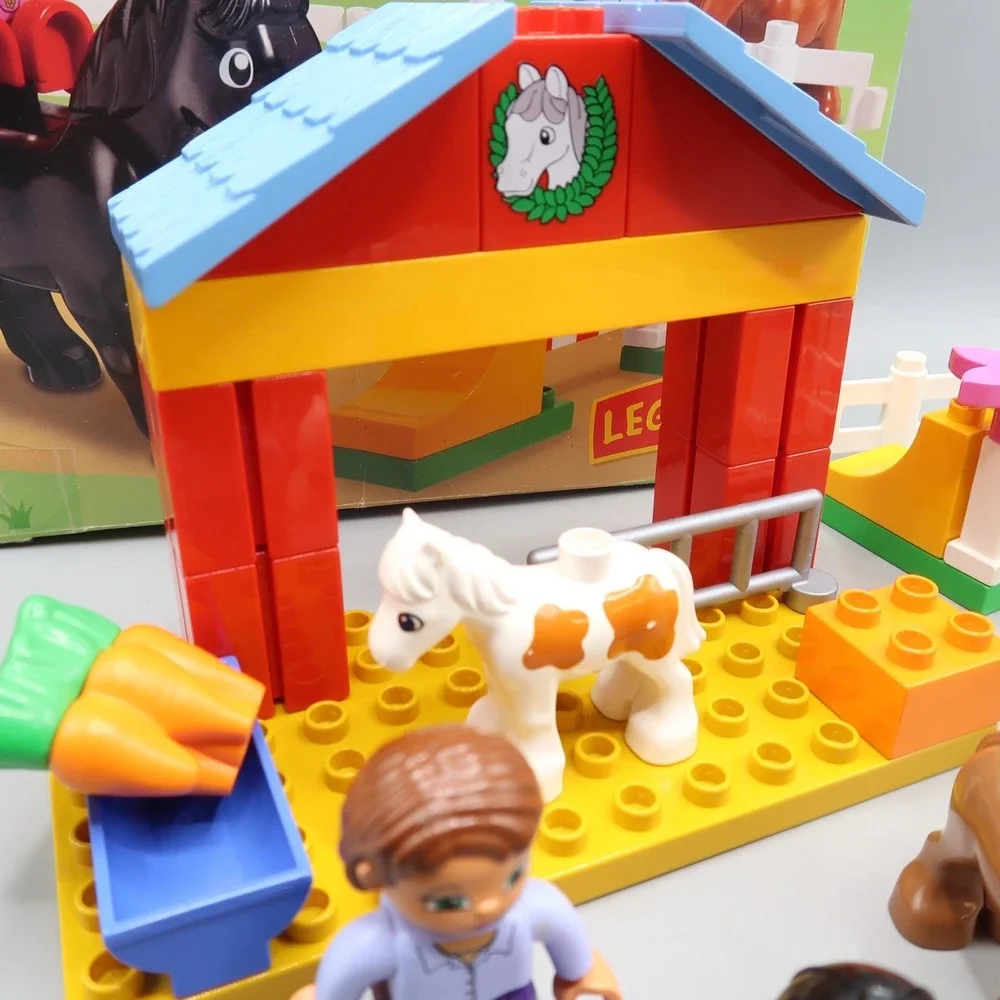 Lego Duplo Horse Stable Pony Farm 4690 Equestrian Farm Riding Stable Complete